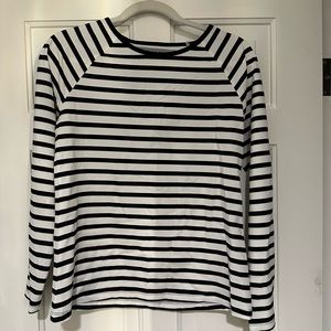 NWOT Spanx Black and White SPF Swim Shirt Size Medium